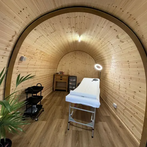 home salon garden pod large
